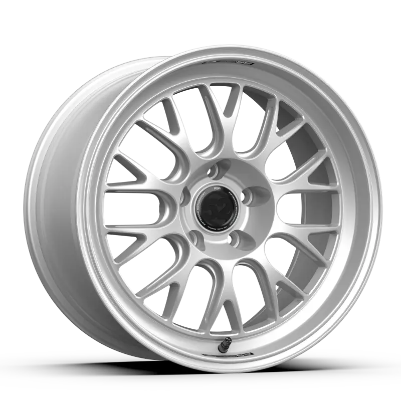 Fifteen52 Holeshot Rsr 20X11 5X114.3 52Mm Et 70.5Mm Center Bore Radiant Silver 1