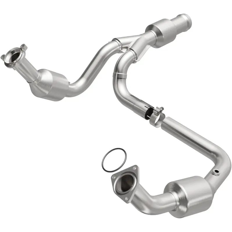 Magnaflow 11-15 Gmc Yukon 6.2L Direct Fit Converter 1